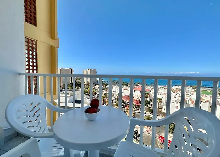 Torres De Yomely - Y5b * Playa de las Americas (Tenerife)