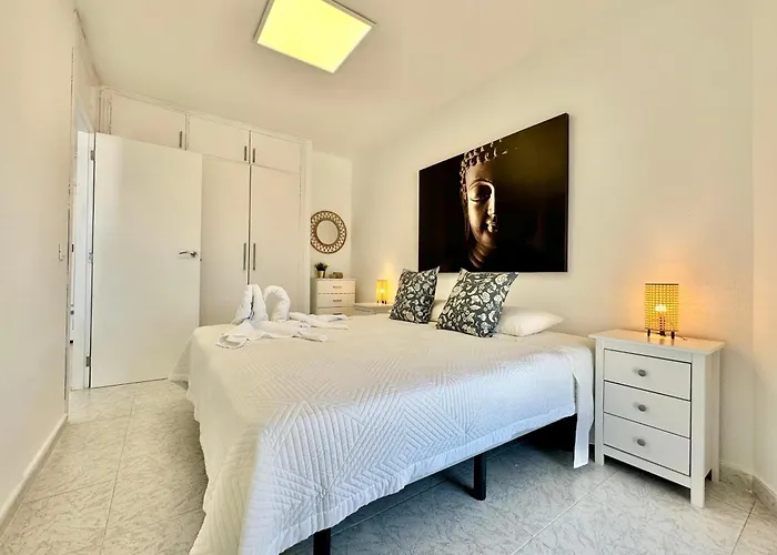 Torres De Yomely - Y5b 美洲海滩